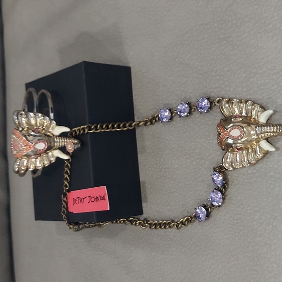 Betsey Johnson ELEPHANT NECKLACE & BRACELET - Picture 7 of 10